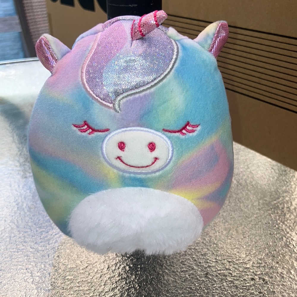 Squishmallows squad unicorn